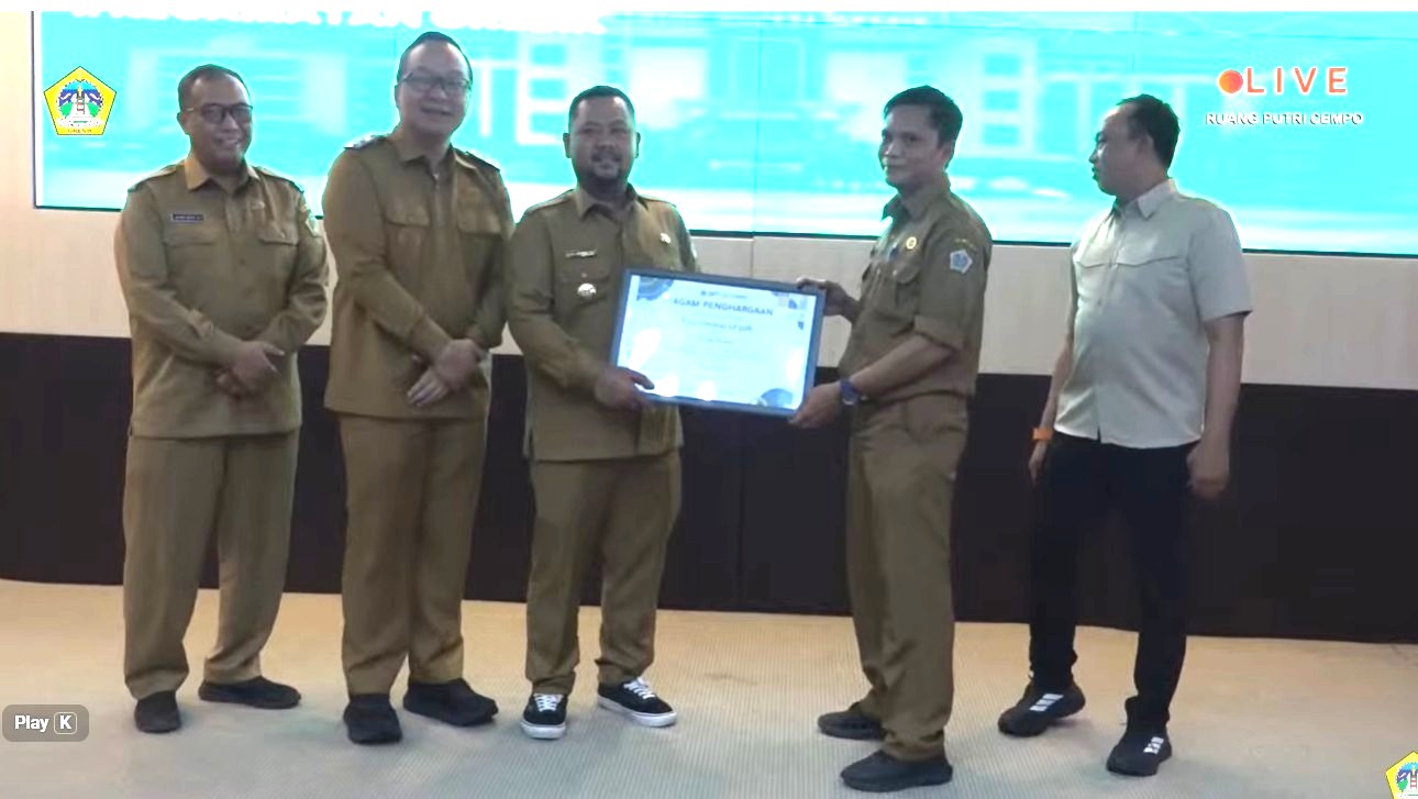 kecamatan-gresik-juara-1-katagori-indeks-kelengkapan-data-dan-dokumen-kepegawaian